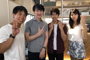 堀大輔と参加者の集合写真